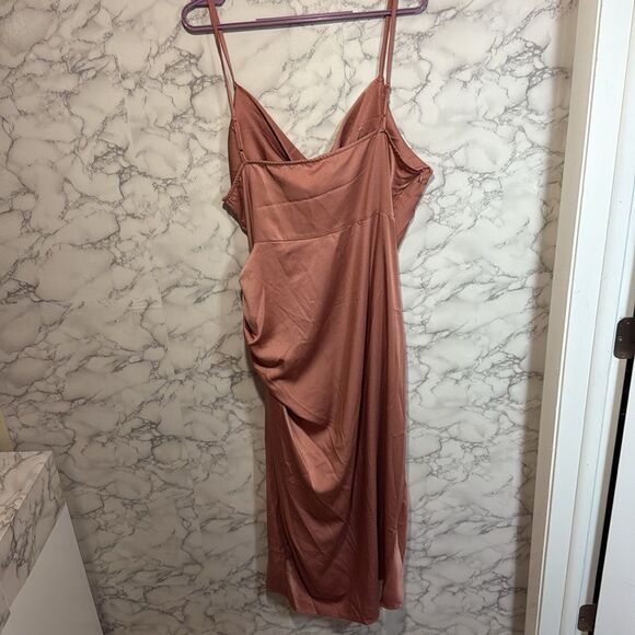 NEW Floerns Side Gothered Sleeves Dress - Picture 7 of 7